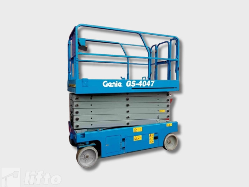 Podnośnik nożycowy Genie GS 4047 - wysokość robocza 14 m